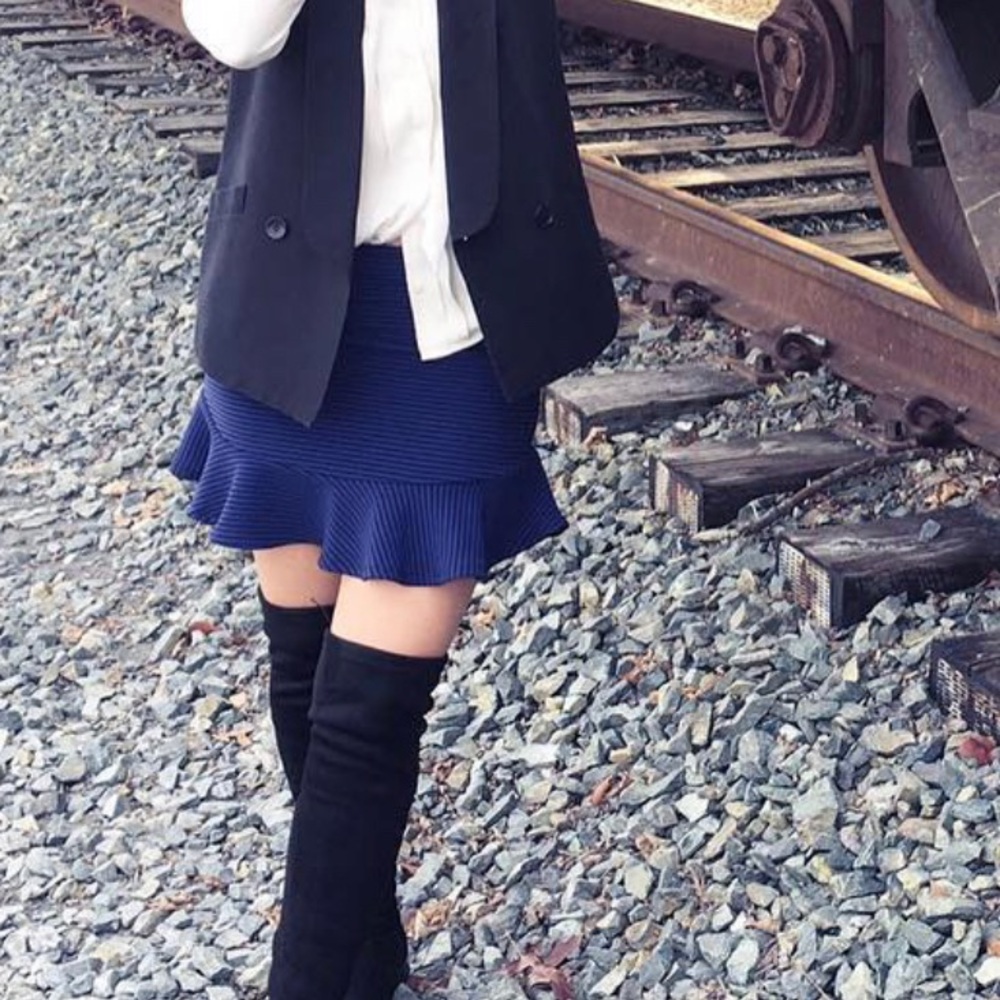 BCBGENERATION Navy/Black striped set